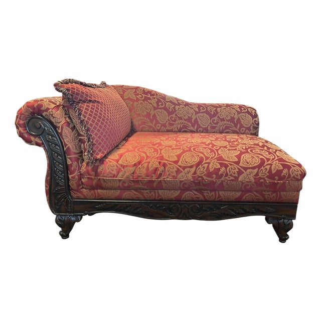 Late 20th Century Traditional Chaise Lounge Sofa For Sale