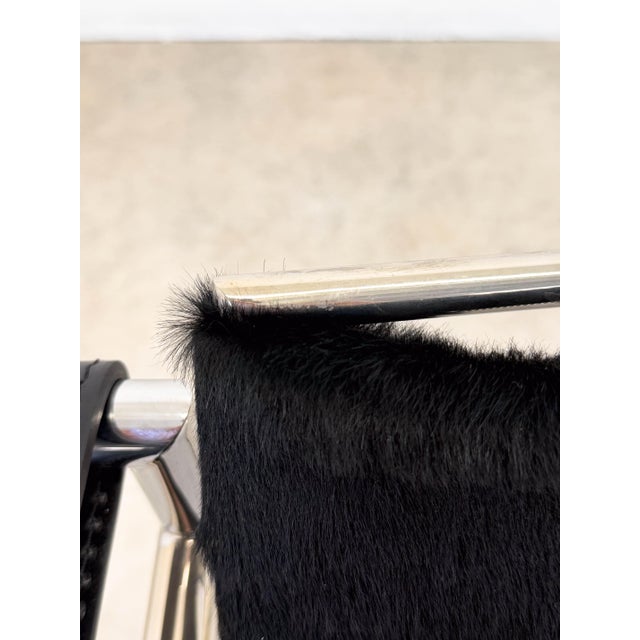 LC1 Chair by Le Corbusier and Charlotte Perriand for Cassina, 2010s For Sale - Image 15 of 16