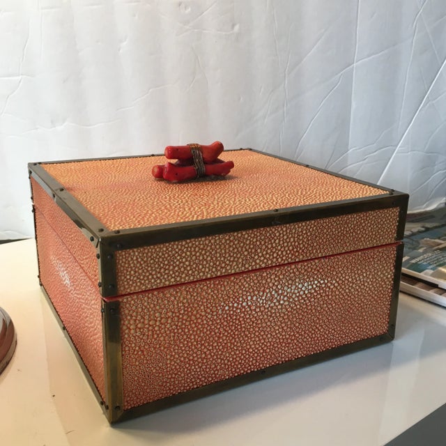 Coral - Colored Shagreen Lidded Box With Metal Wrapped Coral Lid Pull For Sale - Image 4 of 13