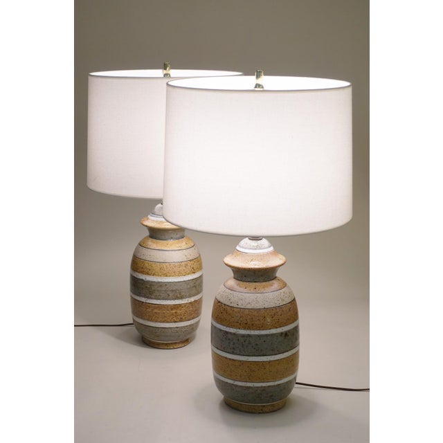 Ceramic 1960s Modern Ginger Jar Ceramic Art Pottery Table Lamps Bruno Gambone Italy - a Pair For Sale - Image 7 of 10