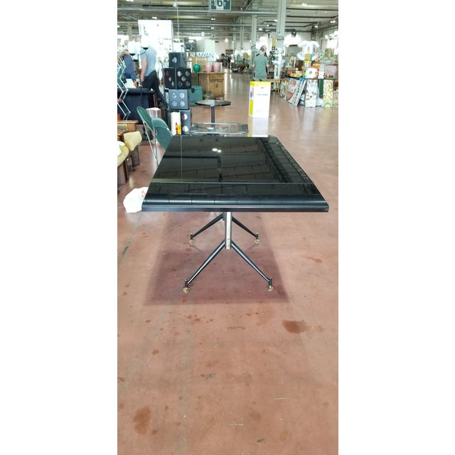 Mid-Century Modern Vintage Extendable Dining Table For Sale - Image 3 of 7
