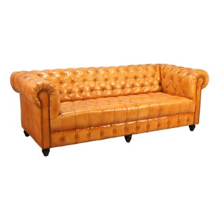 English Traditional Style Leather 'Cheyenne' Chesterfield Sofa For Sale