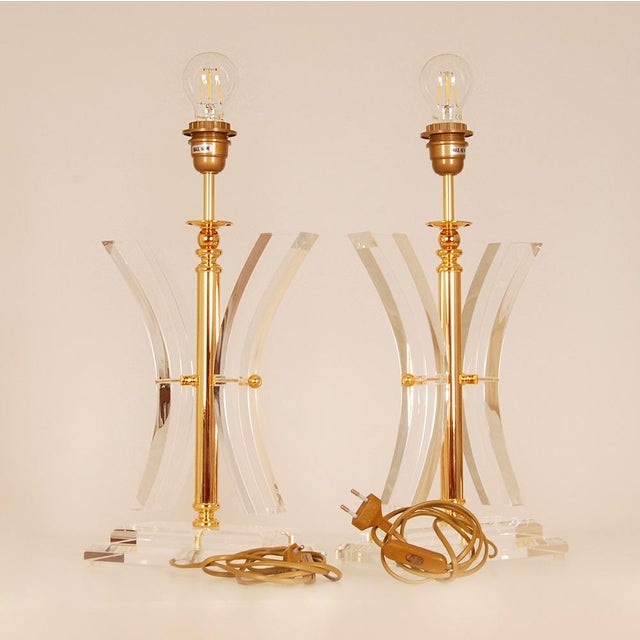 Vintage Table Lamps Crystal Gold Acrylic Kuatra Spainish Lamps Mid Century Perspex a Pair For Sale - Image 6 of 9