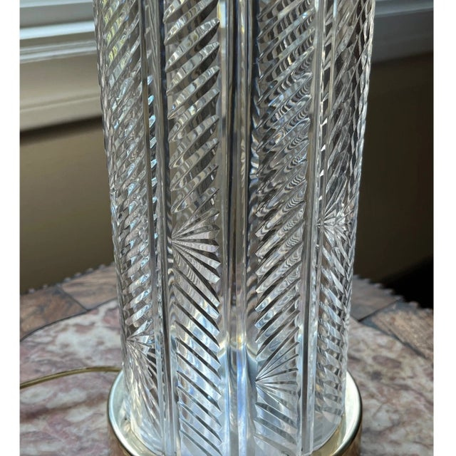 Vintage Waterford Sheila Crystal Table Lamp | 20" Tall | Polished Brass Base For Sale In San Francisco - Image 6 of 11
