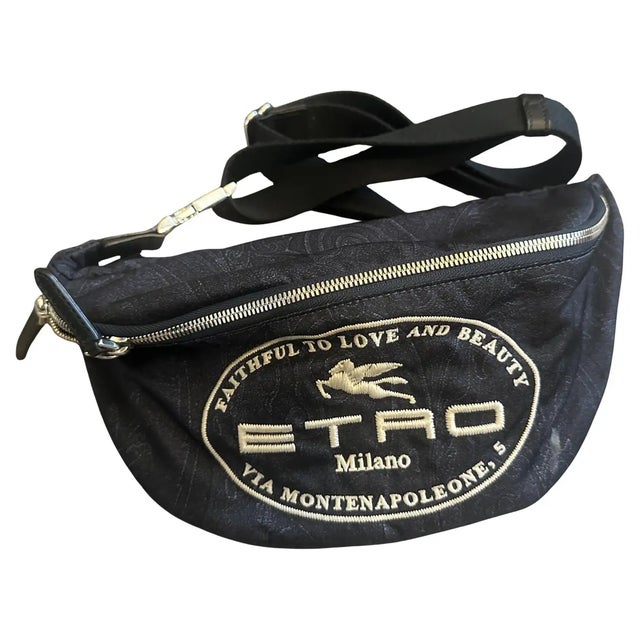 Etro Milano Iconic Blue Paisley Belt Bag (Pouch) This is a stunning, authentic vintage Etro Milano belt bag/pouch crafted...