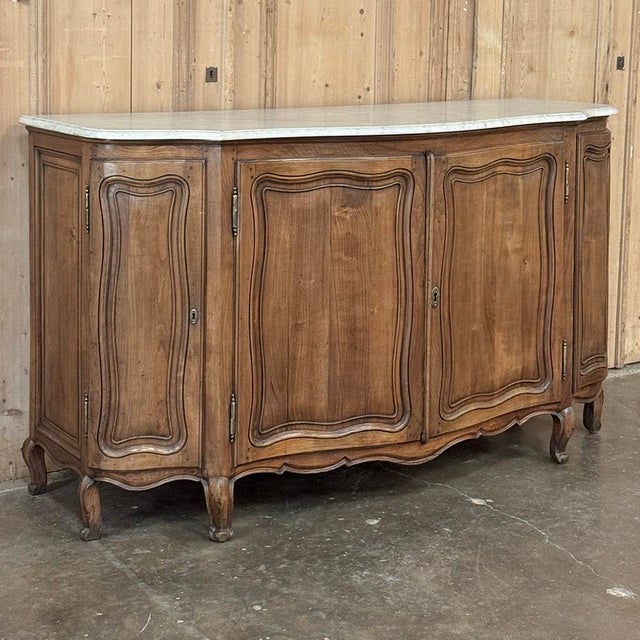 18th Century French Louis XV Walnut Buffet ~ Credenza With Carrara Marble For Sale - Image 4 of 18