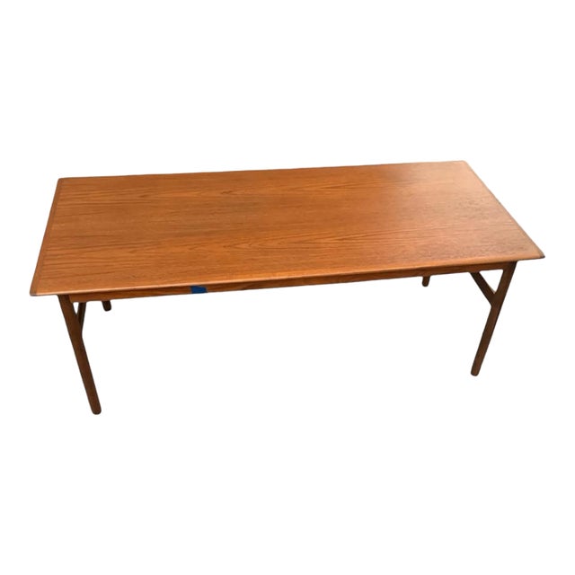Vintage Mid Century Modern Teak Coffee Table For Sale