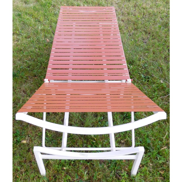 Brown Vintage Brown Jordan Regent II Chaise Lounge | Mid-Century Modern Aluminum Patio Recliner For Sale - Image 8 of 18