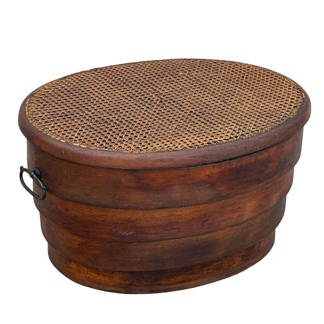 This antique, oval bentwood keepsake box features a beautifully weathered dark patina that highlights its rich, primitive...