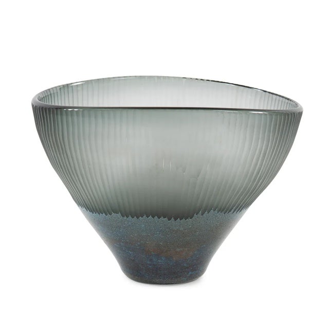 Kenneth Ludwig Chicago Small Melilla Vase For Sale - Image 4 of 7