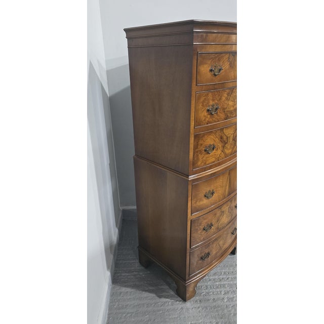 Brown Small Queen Anne Burr Walnut Chest on Chest of Drawers, 1920 For Sale - Image 8 of 10