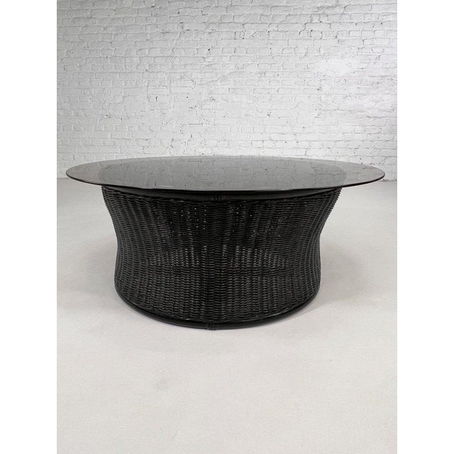 Wood Round Coffee Table in Black Lacquered Wicker and Smoked Glass, 1970s For Sale - Image 7 of 7