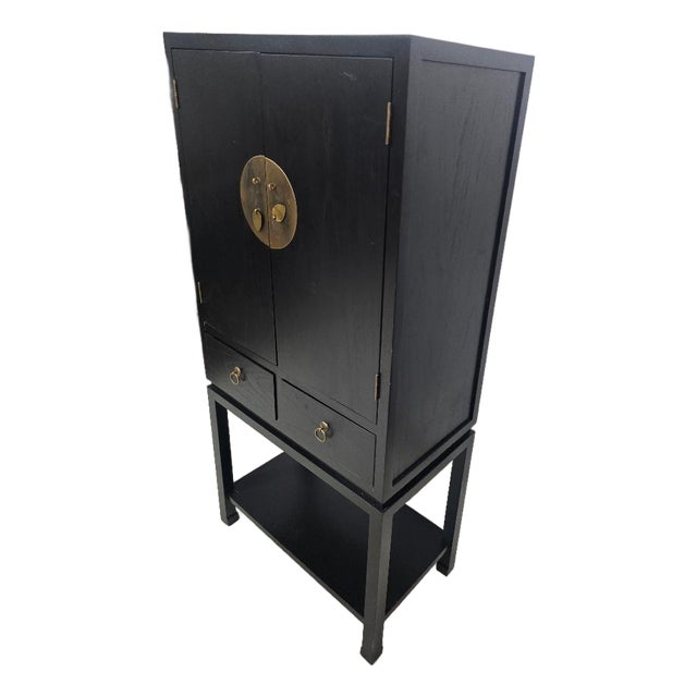 Mid 20th Century Asian Black Lacquer Cabinet W/ Brass Medallion Hardware – Chinoiserie Bar Cabinet For Sale
