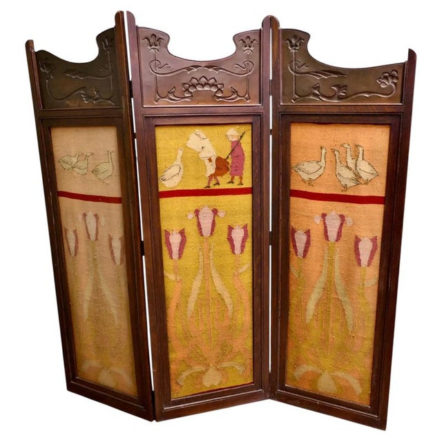 Copper Art Nouveau Folding Screen in Copper and Oak, 1890 For Sale - Image 8 of 8