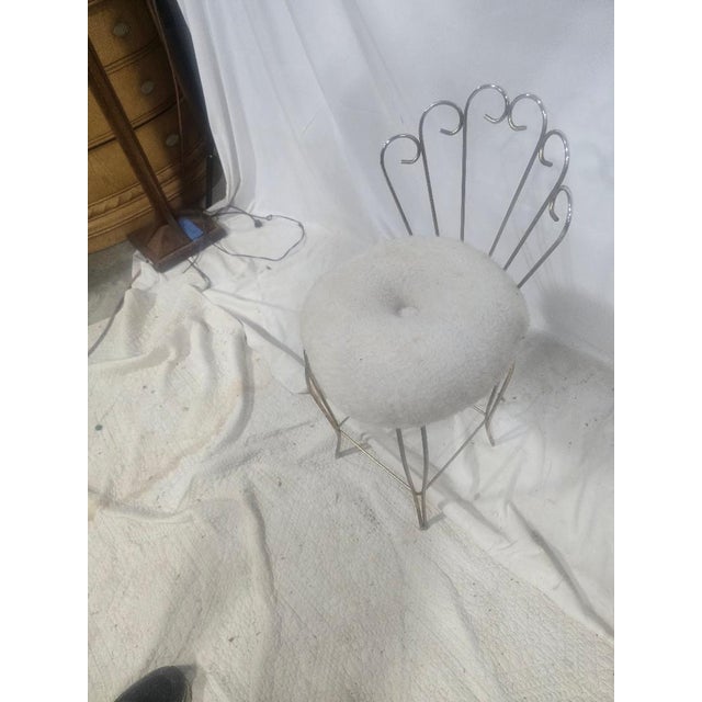 Mid 20th Century Vintage Hollywood Regency Gold-Tone Scroll Back Vanity Chair With White Bouclé Cushion For Sale - Image 5 of 6