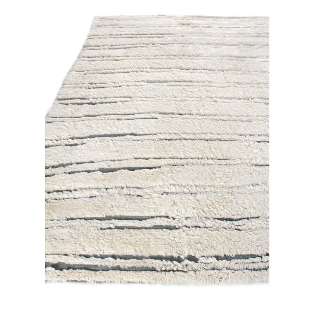 Weighton Ivory/Dark Gray Hand knotted Wool Area Rug - 8'x10' For Sale - Image 4 of 8