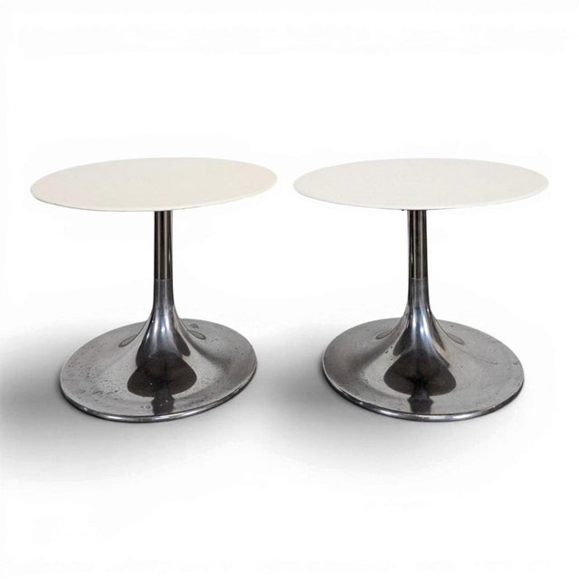 White Space Age Style Tulip Tables, Set of 2 For Sale - Image 8 of 8