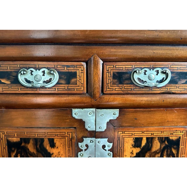 Traditional Large Korean Head Side Chest Morijang Joseon Dynasty For Sale - Image 3 of 12