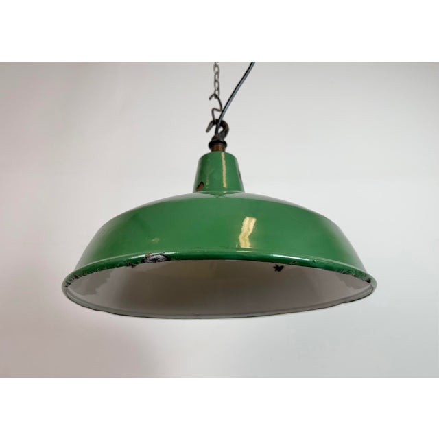 Metal Industrial British Green Enamel Factory Pendant Lamp, 1960s For Sale - Image 7 of 18