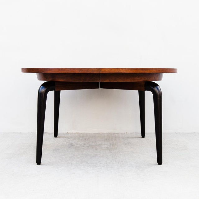 Dunbar Furniture American Studiocraft Walnut & Ebonized Mahogany Dining Table From a Killingsworth Home For Sale - Image 4 of 15