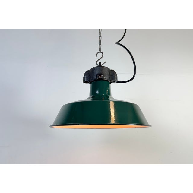 French Industrial Dark Green Enamel Factory Pendant Lamp, 1960s For Sale - Image 11 of 18