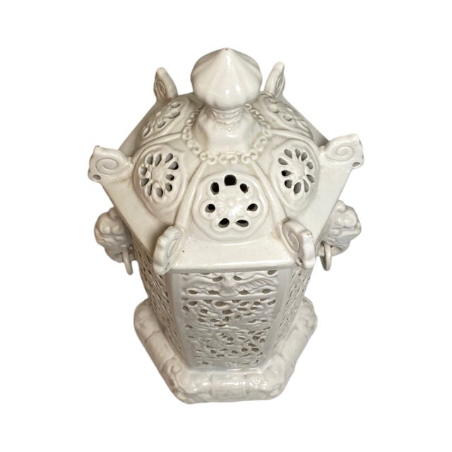 Ceramic Chinese Style Blanc De Chine Porcelain Lamp Foo Dog Handles Lantern Made in Italy Decor Vintage Chinoiserie For Sale - Image 7 of 18