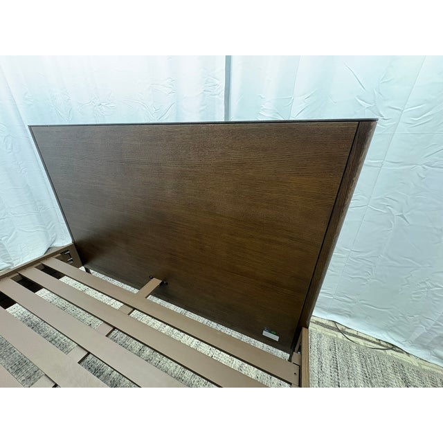 Restoration Hardware Padua Panel Bed – King Brown Oak Finish Sculptural Minimalism | Artisan Crafted ────────────...