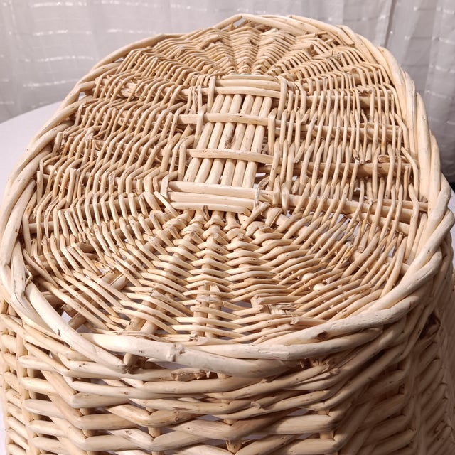 Large Vintage Braided Edge Laundry Wicker Basket With Handle For Sale - Image 10 of 12