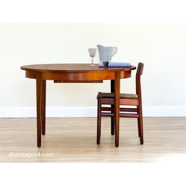 Small Mid-Century Modern Round Extending Dining Table from John Herbert For Sale - Image 14 of 14