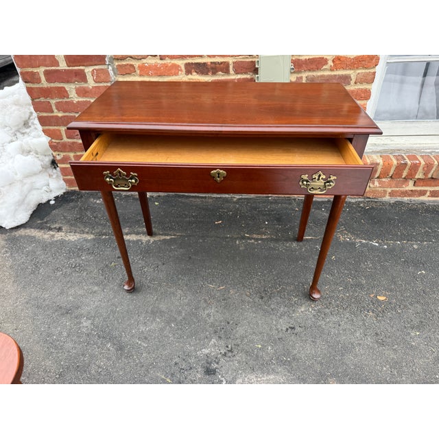 Late 20th Century Pennsylvania House Queen Anne Style Solid Cherry Console Table For Sale - Image 15 of 15