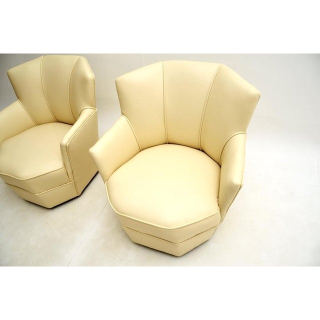 1930s Vintage Art Deco Lounge Chairs in Leather, 1930, Set of 2 For Sale - Image 5 of 6
