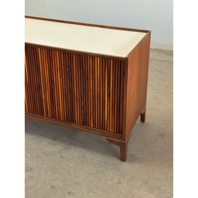 White 1960s Walnut Credenza With Reeded Doors For Sale - Image 8 of 10