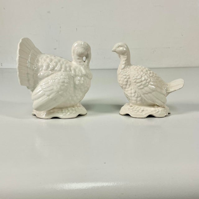 1980s Vintage Arts & Crafts Americana Ceramic Thanksgiving Turkey Salt & Pepper Shakers - A Pair For Sale - Image 10 of 15