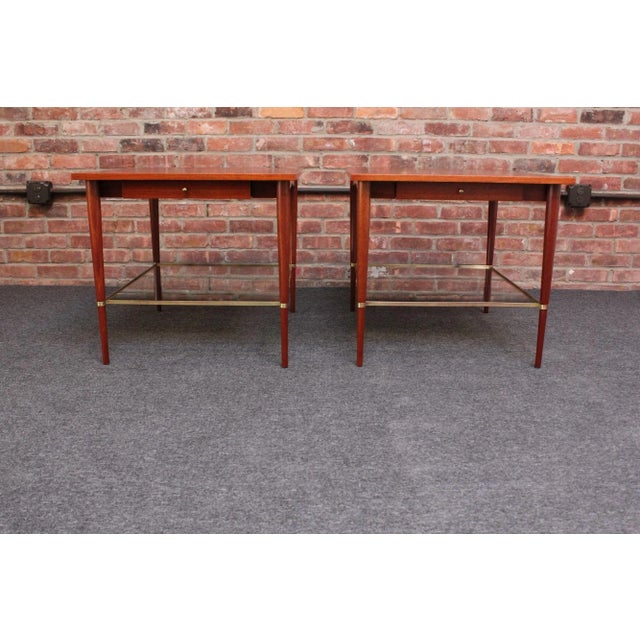 1950s Pair of Mahogany and Brass Connoisseur Collection Nightstands by Paul McCobb For Sale - Image 5 of 12