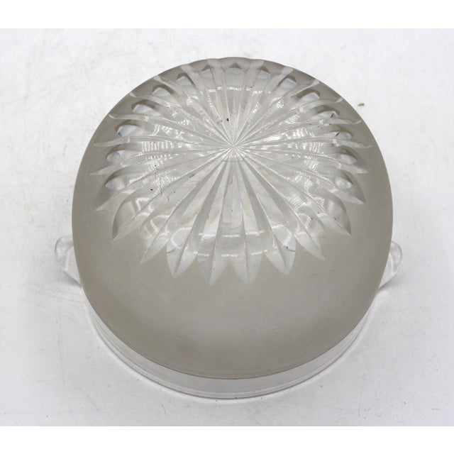 Victorian Circa 1840 English Glass Wine Rinser For Sale - Image 3 of 4