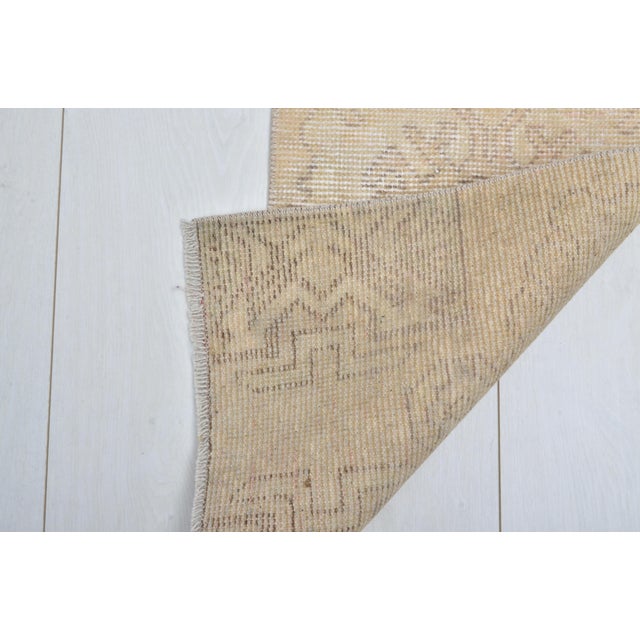 Turkish Mid 20th Century Bohemian Wool Area Rug For Sale - Image 3 of 5