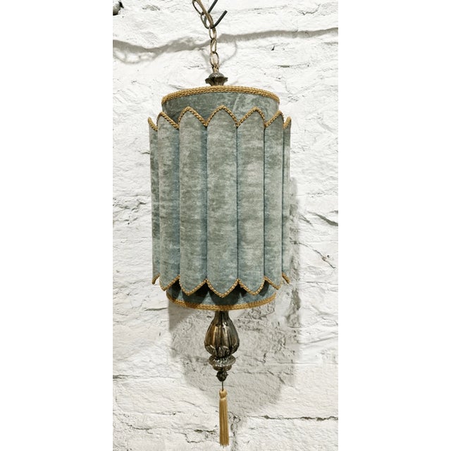 18” shade 27” overall height Hardwierd with chain. The is a little piece that is missing from the metal part that connects...