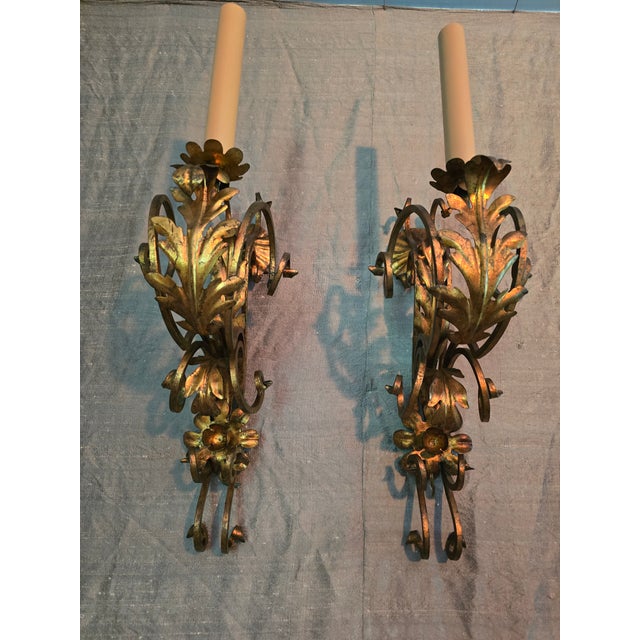 Italian Vintage Italian Gilt Pair Sconces For Sale - Image 3 of 7