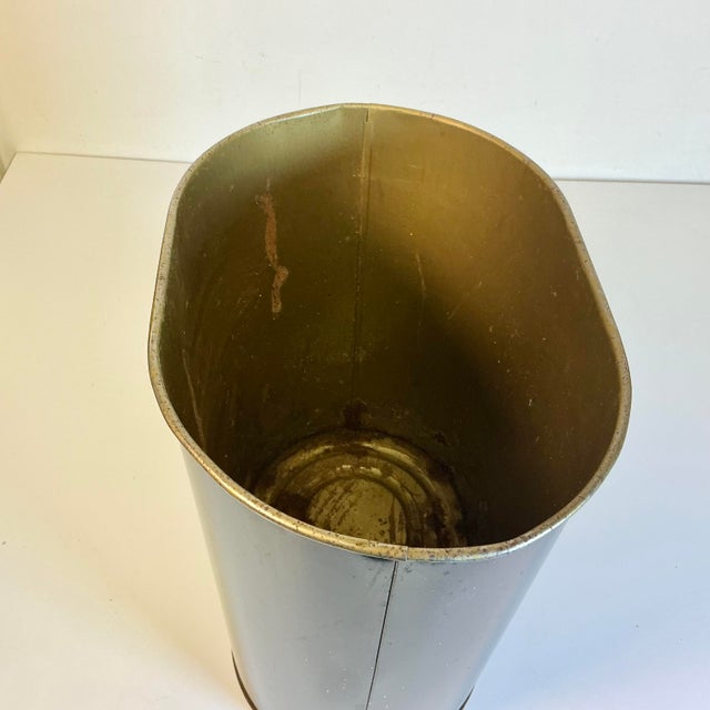 Mid-Century Boho Chic Metal Wastebasket. For Sale - Image 12 of 14