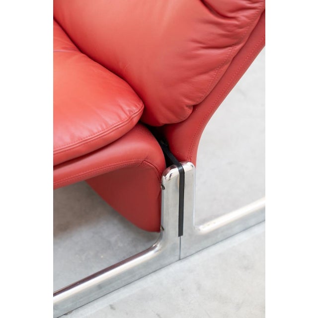 Set of Lounge Chair and Footrest in Red Leather by Vitelli e Ammannati for Brunati, 1970s-1980s For Sale - Image 17 of 18