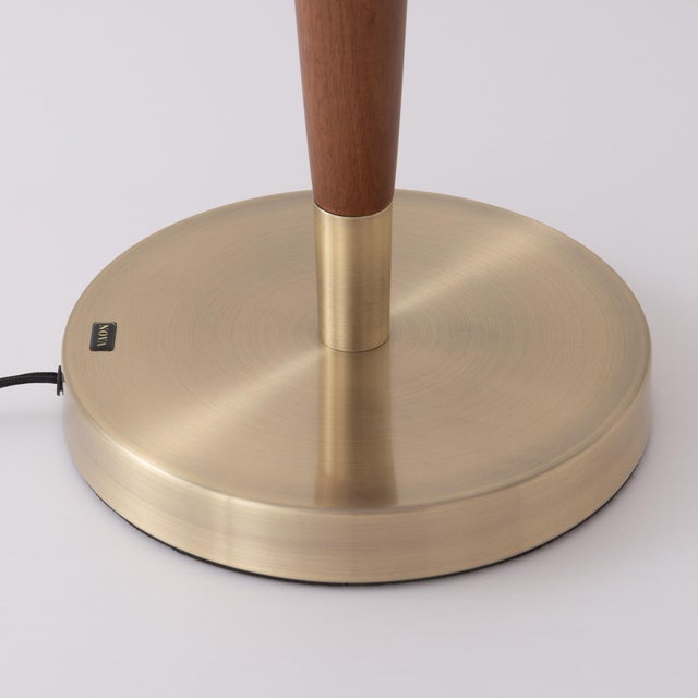 Nova Pasadena Scallop Table Lamp 27" H - Mid-Century Modern, Weathered Brass Base, Pull Chain Switch, Dimmable, Bulb Included For Sale - Image 4 of 6