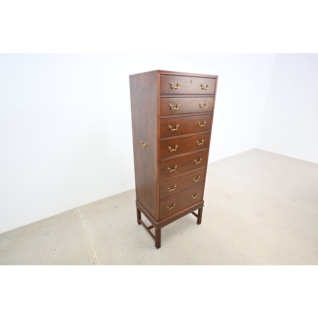 1960s Henredon Georgian Revival Mahogany Lingerie Chest of Drawers | Newly Refinished For Sale - Image 5 of 16