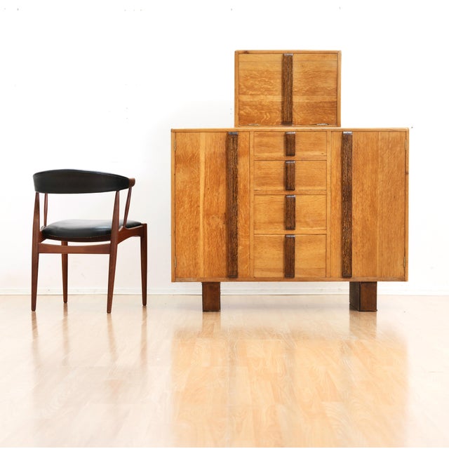 1950s English Brutalist Oak Bar Cabinet Buffet For Sale In Los Angeles - Image 6 of 10