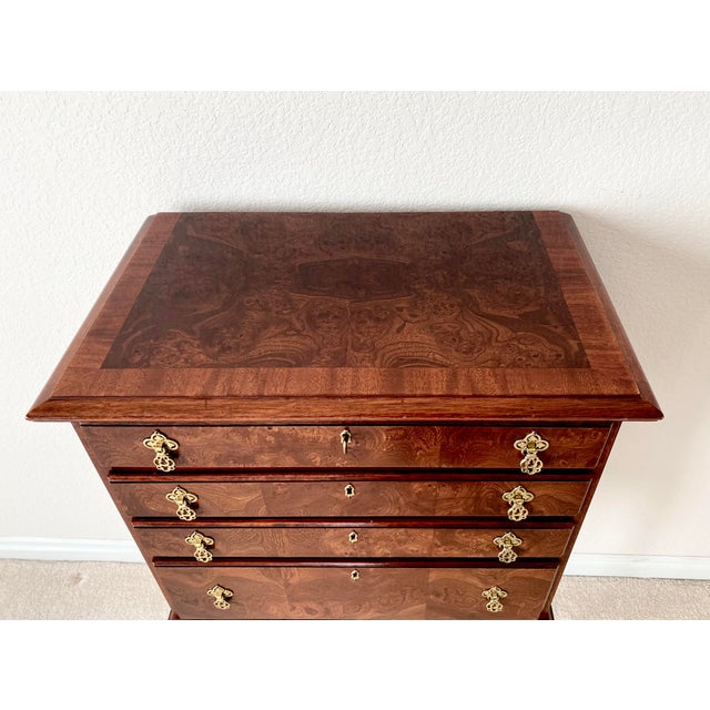 Hickory Chair Vintage James River Plantation Chippendale Style Burl Wood Mahogany Silverware Chest For Sale - Image 13 of 15