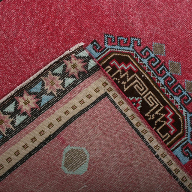 Traditional Vintage Mid-Century Red and Tan-Gold Medallion Style Wool Rug For Sale - Image 3 of 6