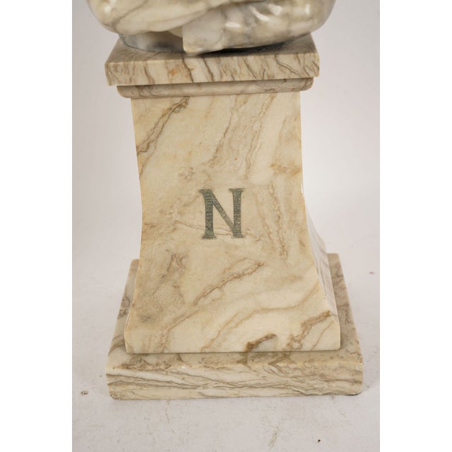 Signed Valmore Gemignani Marble Bust of Napoleon on Pedestal / Italian Art Deco Neoclassical Sculpture For Sale - Image 4 of 10