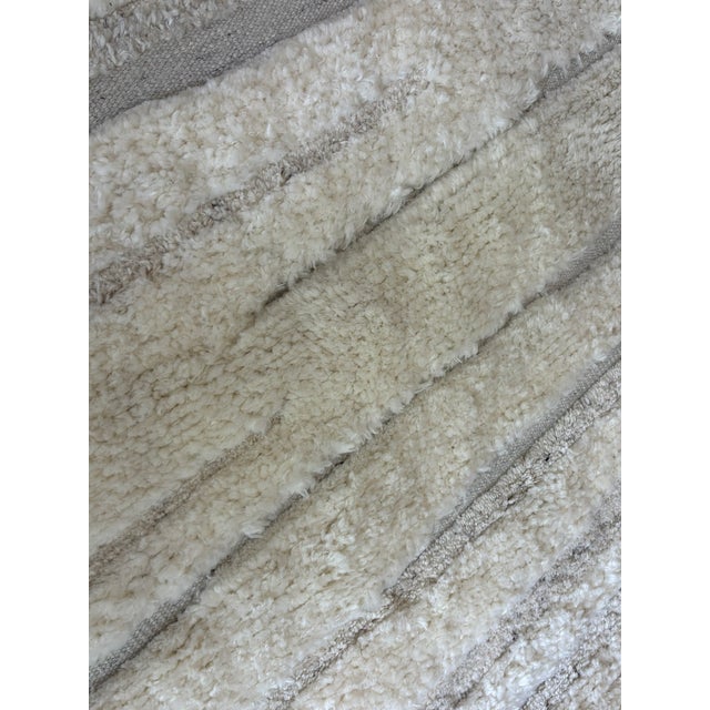 Rh Eli Wool Rug – 12' × 15' Natural | Hand-Knotted New Zealand Wool | Moroccan-Inspired Contemporary Design For Sale - Image 12 of 18