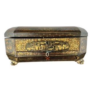 19th Century Chinese Export Lacquer Chinoiserie Sewing Box For Sale