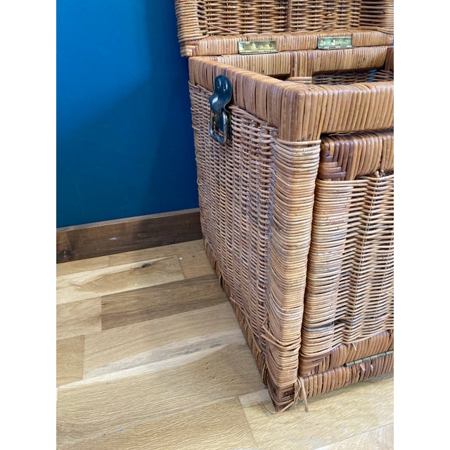1960s Vintage Wicker Trunk With Brass Handles For Sale - Image 4 of 11