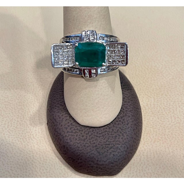 4 Carat Emerald Cut Natural Emerald & 1 Ct Diamond 14 Karat Gold Cocktail Ring For Sale - Image 12 of 18